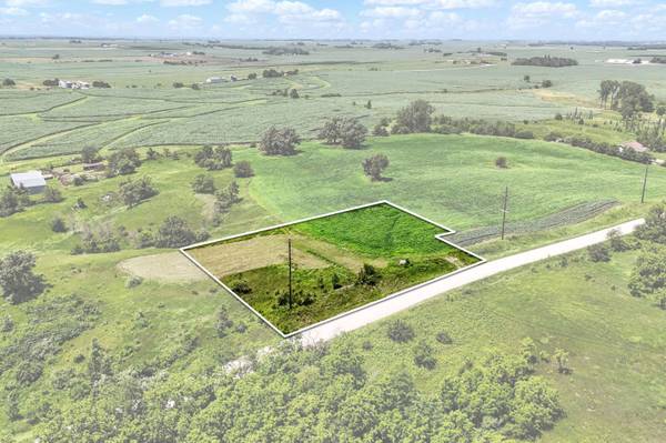 32135 645th AVE, Collins, IA 50055