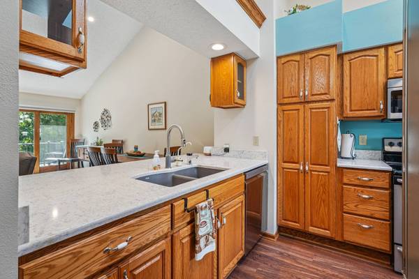 502 Southwoods DR, Nevada, IA 50201