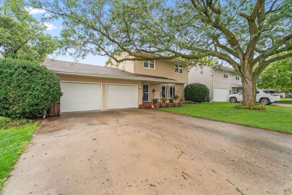 723 16th ST, Nevada, IA 50201