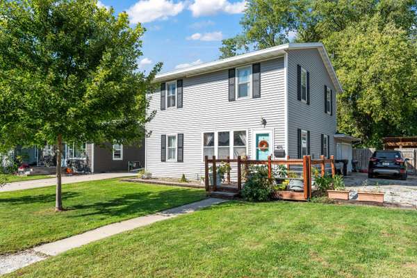 415 H AVE, Nevada, IA 50201