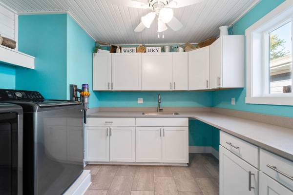 6235 US Hwy 69, Ames, IA 50010