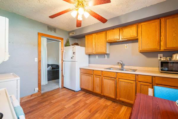 1407 M AVE, Nevada, IA 50201