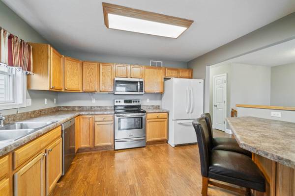 1022 Cherokee ST, Nevada, IA 50201