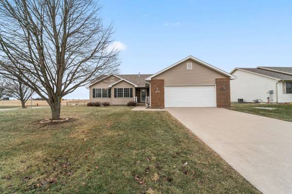 1022 Cherokee ST, Nevada, IA 50201