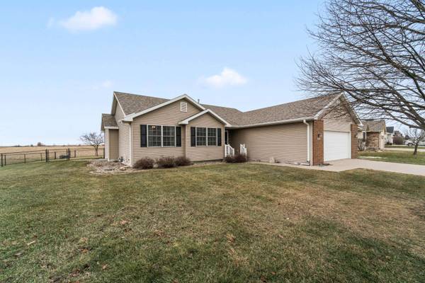 1022 Cherokee ST, Nevada, IA 50201