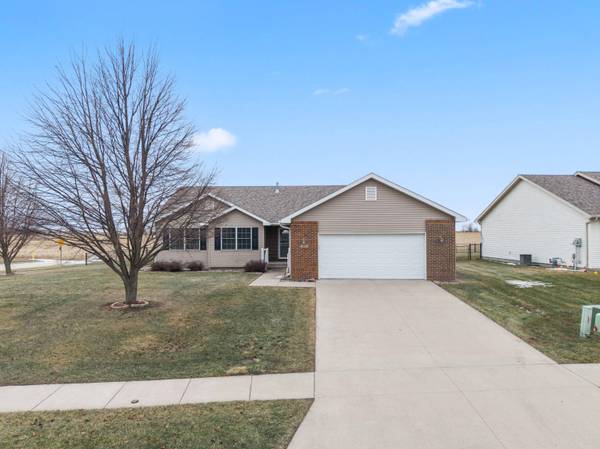 1022 Cherokee ST, Nevada, IA 50201