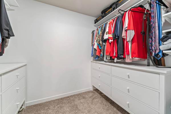 1728 Figg DR, Adel, IA 50003