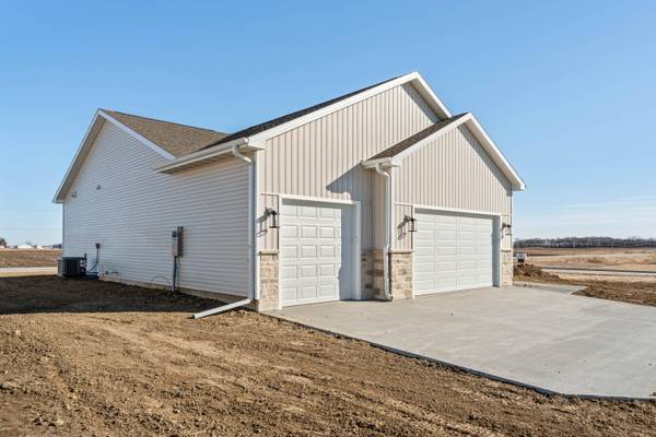 1107 Nevada ST, Nevada, IA 50201