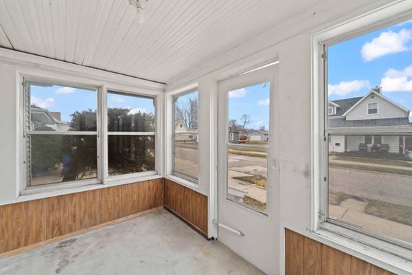 411 Swayze ST, Marshalltown, IA 50158