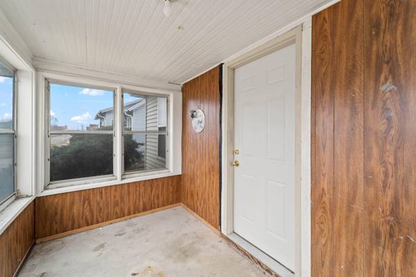 411 Swayze ST, Marshalltown, IA 50158