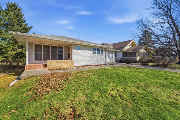 1219 K Avenue, Nevada, IA 50201