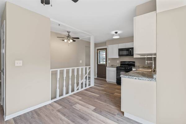 330 N Avenue, Nevada, IA 50201