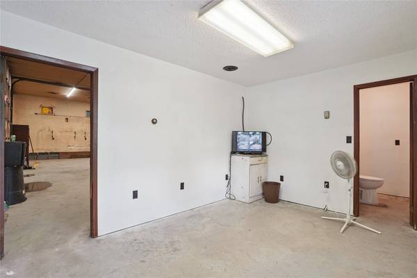 206 W Grant Street, Zearing, IA 50278