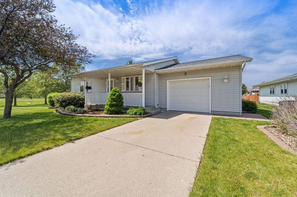 720 S 13th ST, Nevada, IA 50201