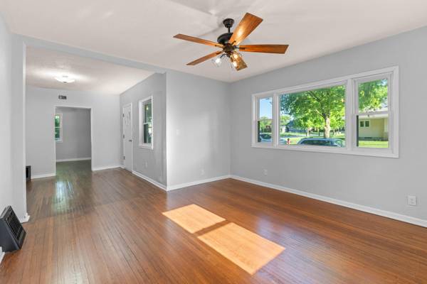 904 K AVE, Nevada, IA 50201