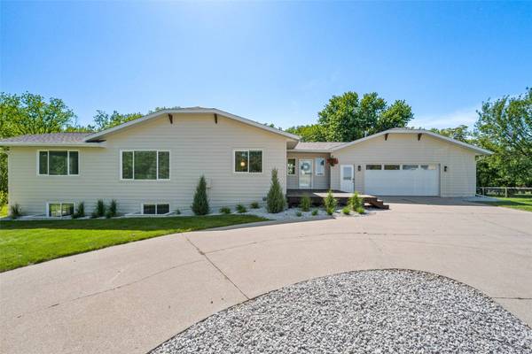 6235 US Highway 69 Highway, Ames, IA 50010