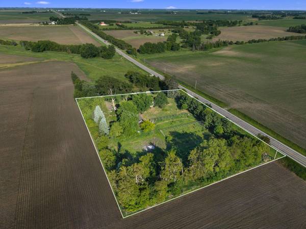 60371 190th ST, Nevada, IA 50201