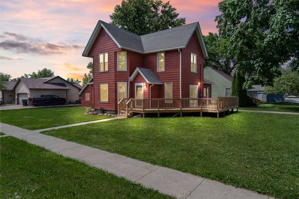 135 K Avenue, Nevada, IA 50201