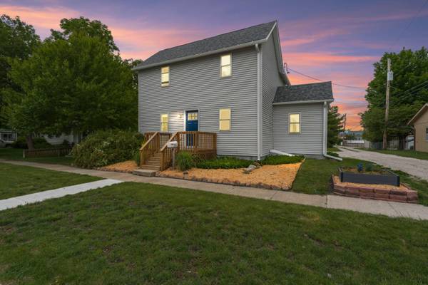 915 G AVE, Nevada, IA 50201