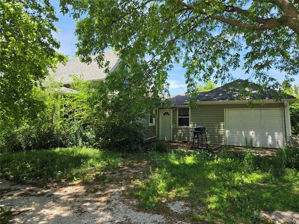 907 Ross Avenue, Stratford, IA 50249