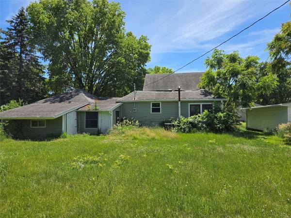 907 Ross Avenue, Stratford, IA 50249