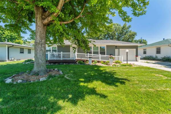 719 15th Street Place