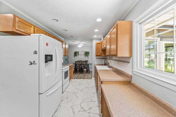 719 15th Street PL, Nevada, IA 50201