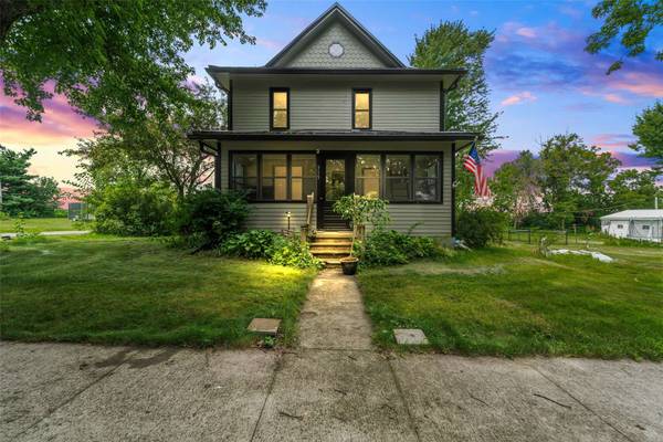 315 S Pine Street, Zearing, IA 50278