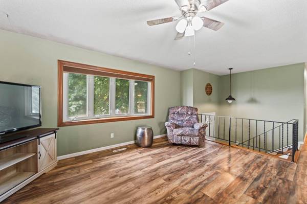 313 Lynne DR, Nevada, IA 50201