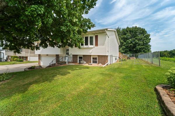 313 Lynne Drive, Nevada, IA 50201