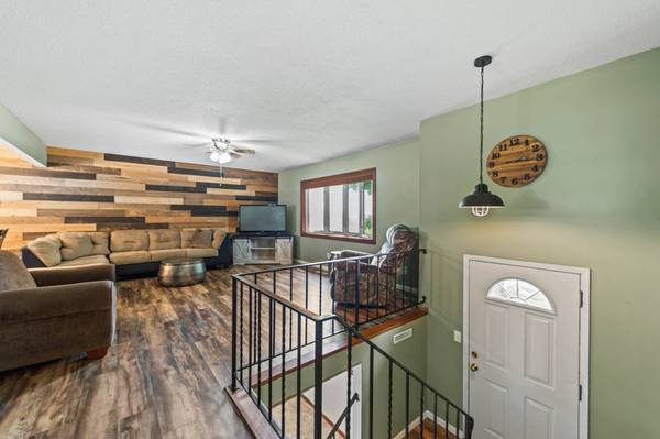 313 Lynne Drive, Nevada, IA 50201