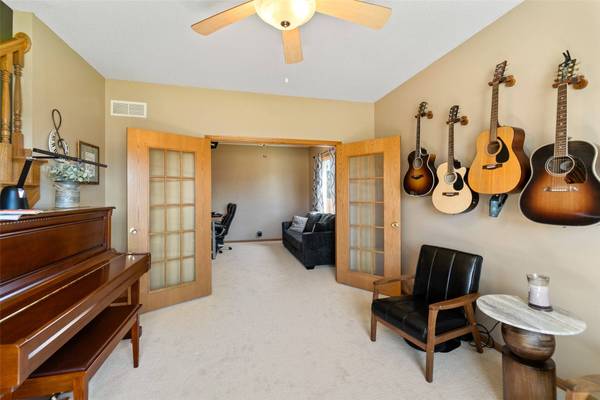 302 Upstill Street, Gilbert, IA 50105