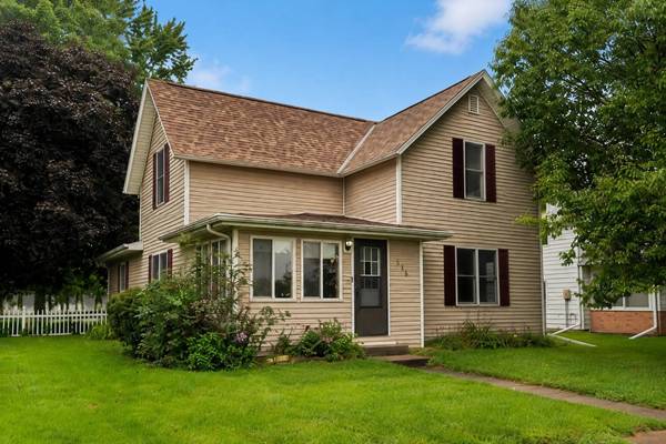 206 Warner Street, Colo, IA 50056
