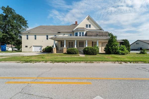 1204 5th Street, Nevada, IA 50201