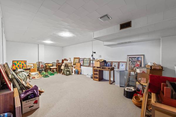 1204 5th Street, Nevada, IA 50201