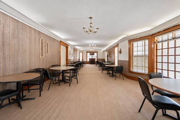 1204 5th Street, Nevada, IA 50201