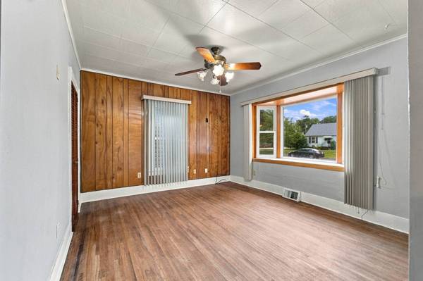 602 8th Street, Nevada, IA 50201