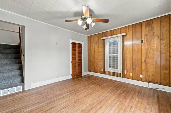602 8th ST, Nevada, IA 50201