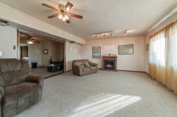401 S Pine Street, Zearing, IA 50278