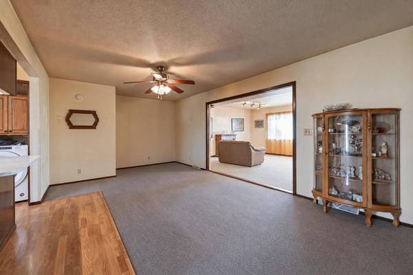 401 S Pine ST, Zearing, IA 50278