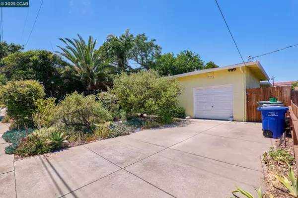 142 Randolph Rd, Pittsburg, CA 94565