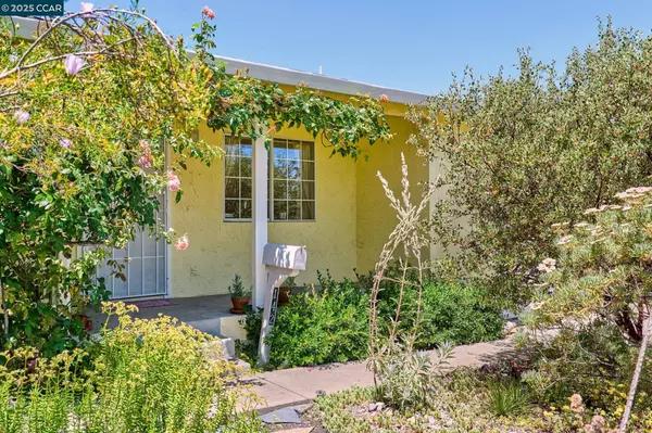 142 Randolph Rd, Pittsburg, CA 94565