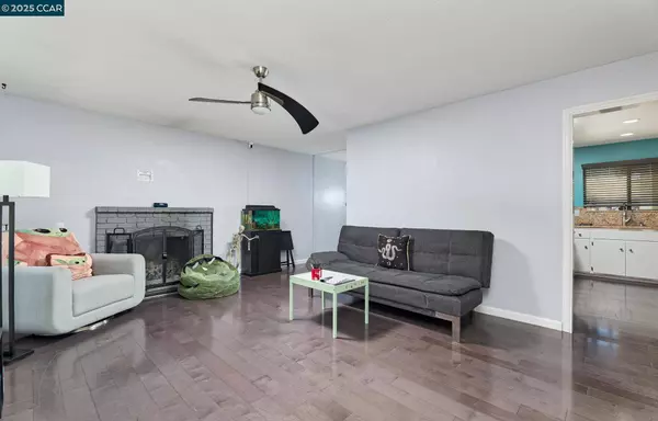 3586 Hillsborough Dr, Concord, CA 94520