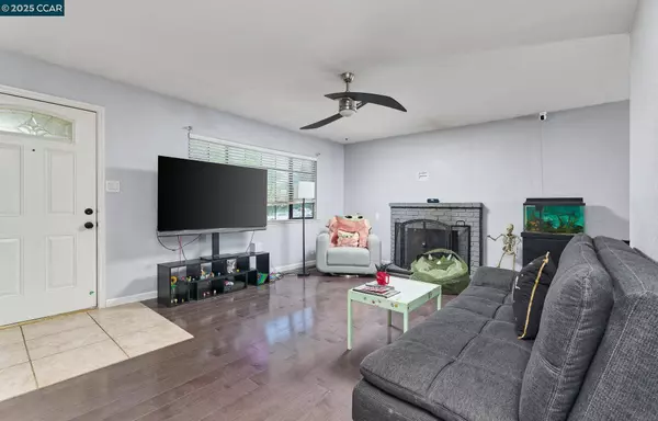 3586 Hillsborough Dr, Concord, CA 94520