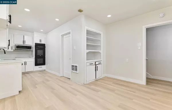 1335 Pine St, Pittsburg, CA 94565