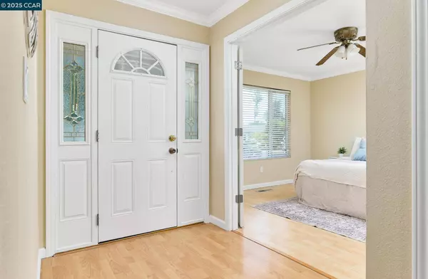 3972 Meadowbrook Cir, Pittsburg, CA 94565