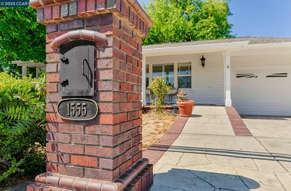 1555 Ayers Rd, Concord, CA 94521