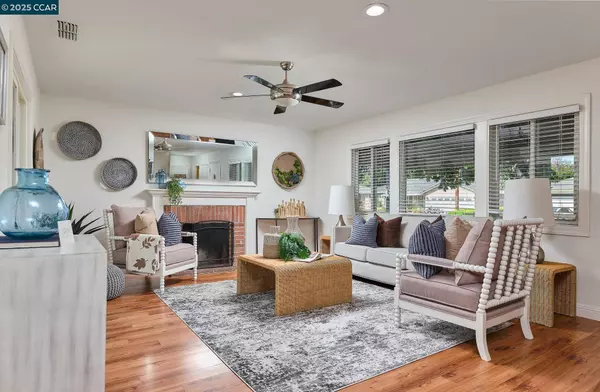 3242 Fitzpatrick Dr, Concord, CA 94519