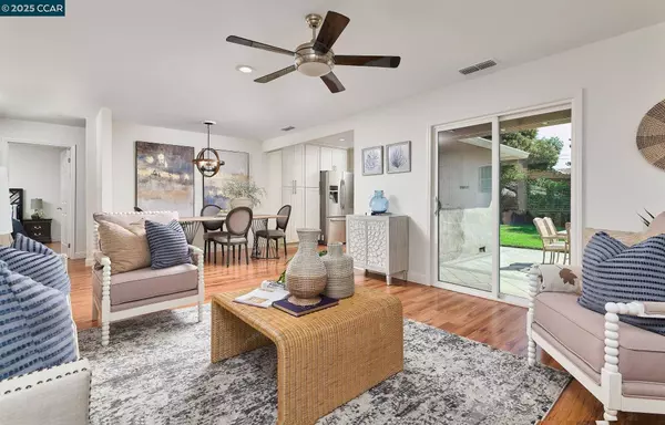 3242 Fitzpatrick Dr, Concord, CA 94519