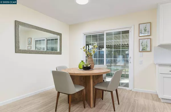 1333 Daisy Ln, Livermore, CA 94551